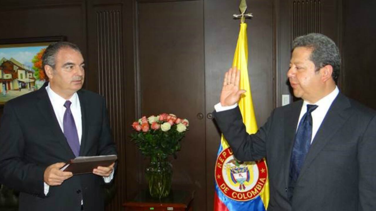 El nuevo presidente del Fondo para el Financiamiento del Sector Agropecuario (Finagro) es ingeniero civil de la Universidad de los Andes.