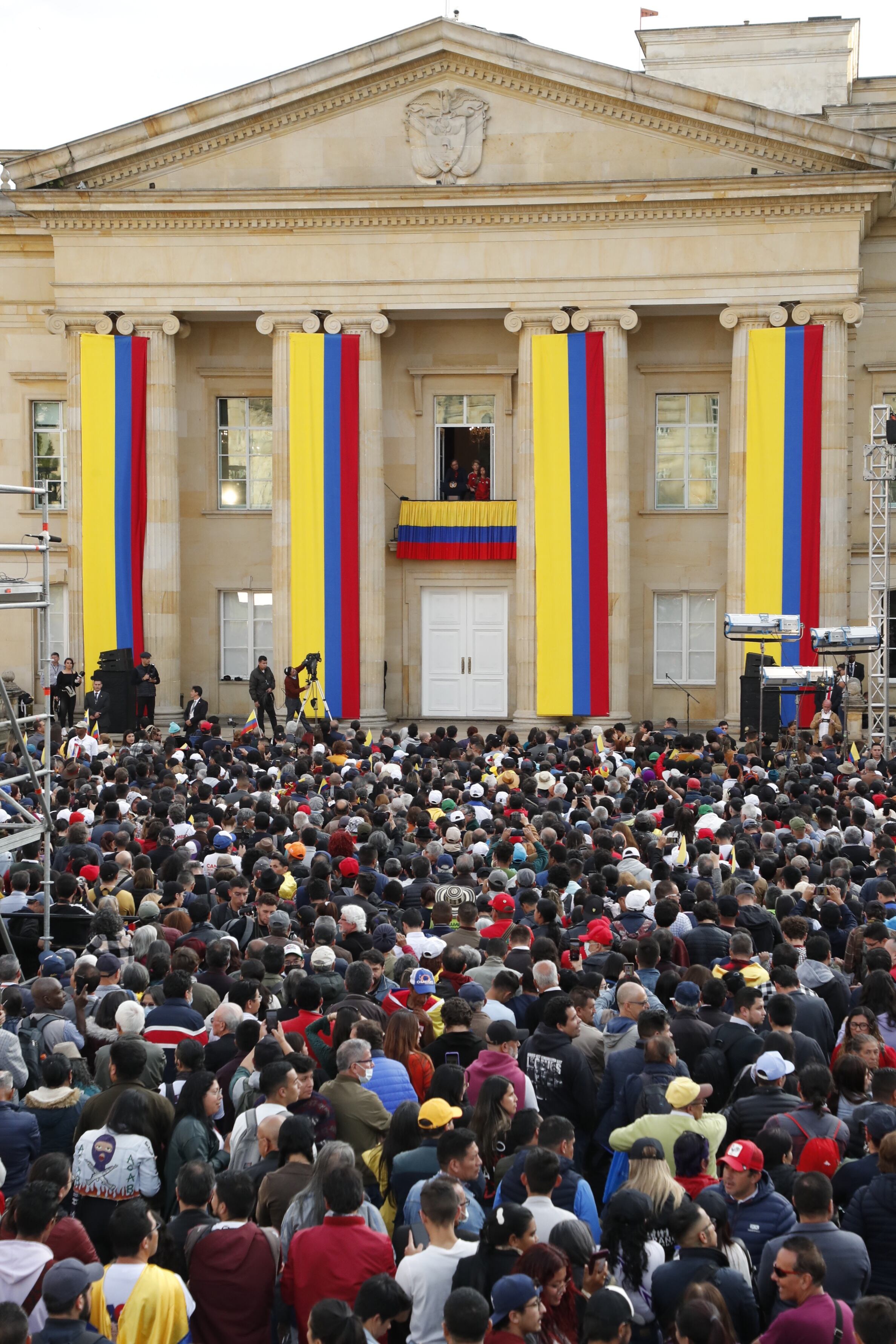 Presidente Gustavo Petro en el balcón de la Casa de Nariño, discurso.