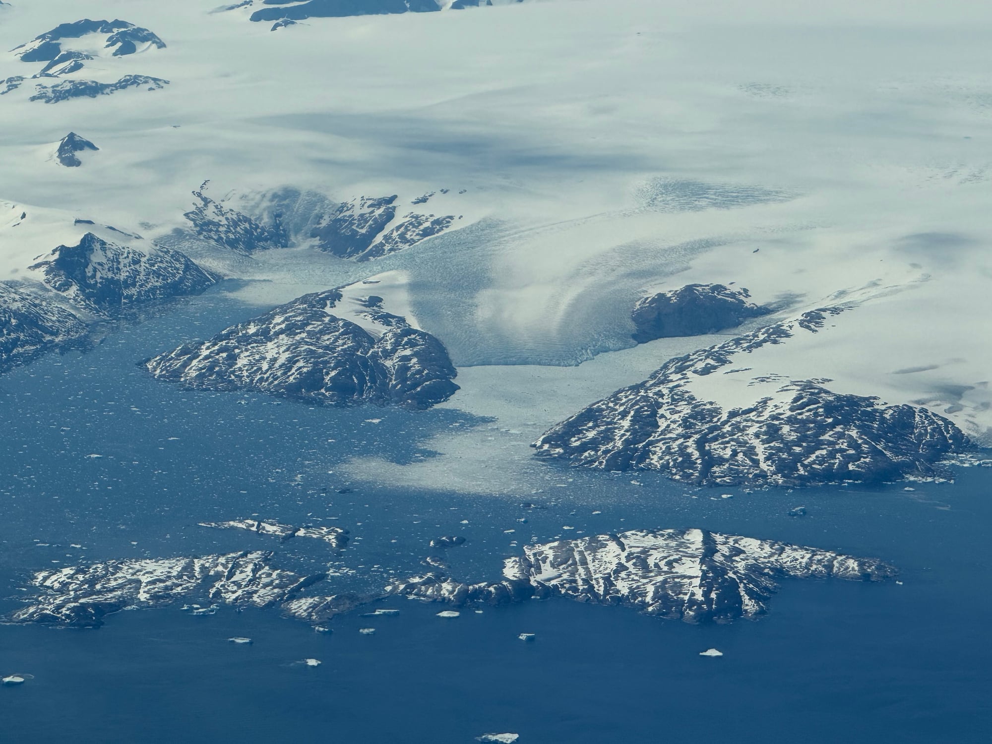 Los investigadores detectaron un cambio en las aguas de Groenlandia. El calor está llegando hasta zonas cercanas a los glaciares.