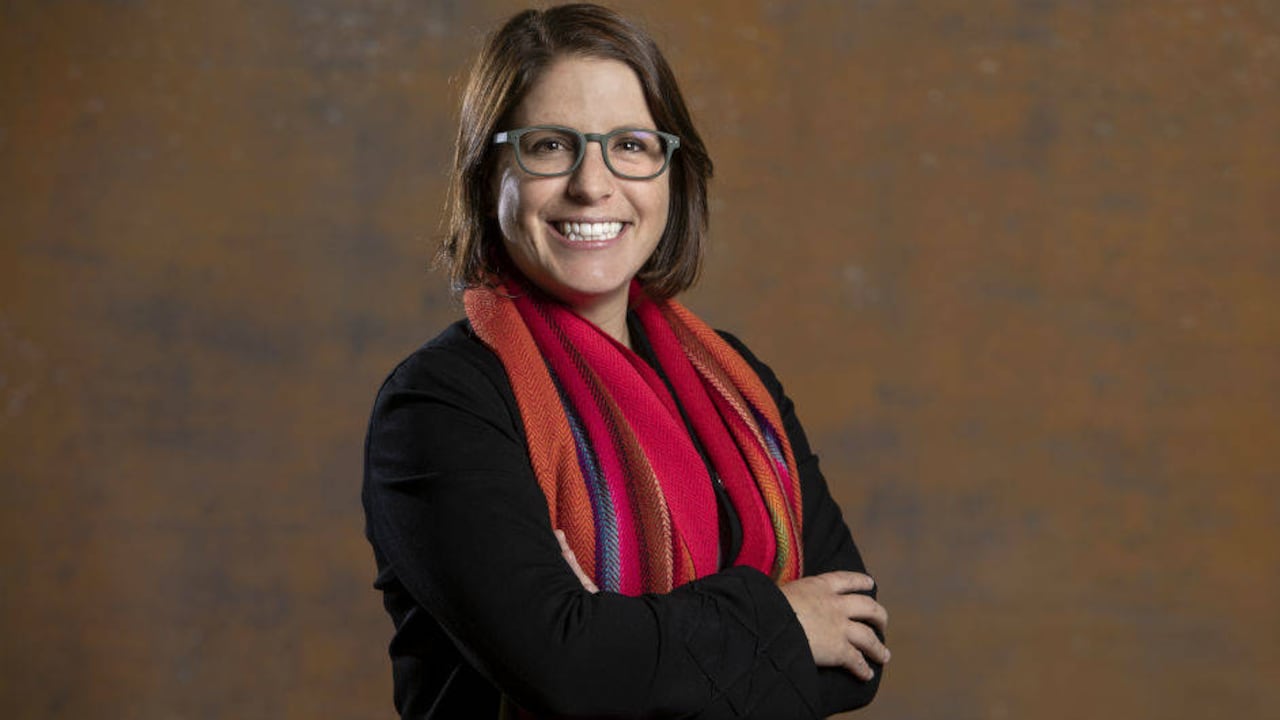 Juanita Goebertus fue delegada del gobierno colombiano en el proceso de paz con las Farc. Fue asesora de Sergio Jaramillo y de Humberto de la Calle. Ahora es representante a la Cámara de la Alianza Verde por Bogotá.