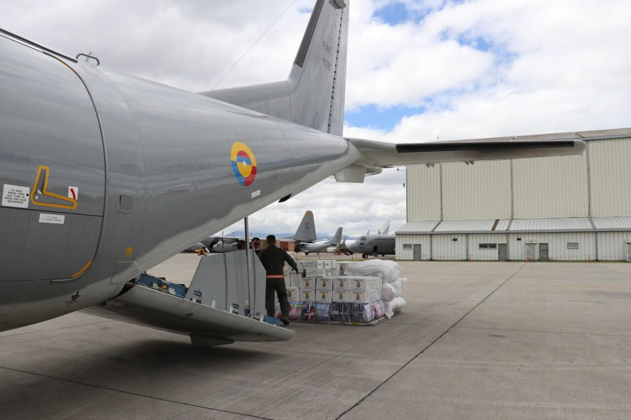 La carga, comprendida en kits alimentarios, elementos de aseo, frazadas y demás elementos que serán repartidos a las más de 500 personas que se vieron afectadas.