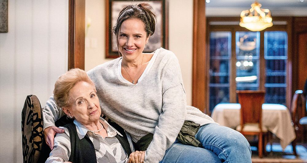 “Todos conocemos a una Ana, puede ser nuestra amiga, nuestra vecina. La que creemos que tiene un hogar perfecto, pero no”. dice Paola Turbay. 