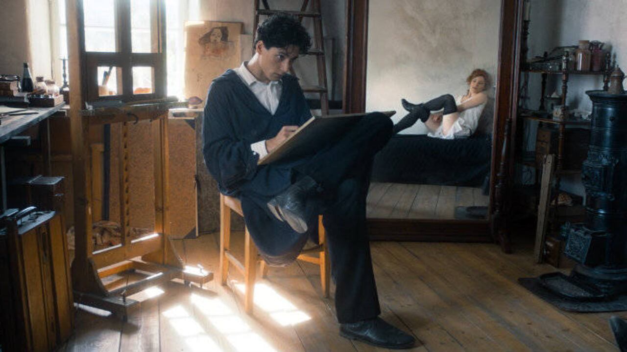 Fotograma de 'Egon Schiele: Tod und Madchen'.