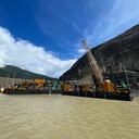 Las labores podrían tardar hasta casi un mes a 60 metros de profundidad en el embalse.