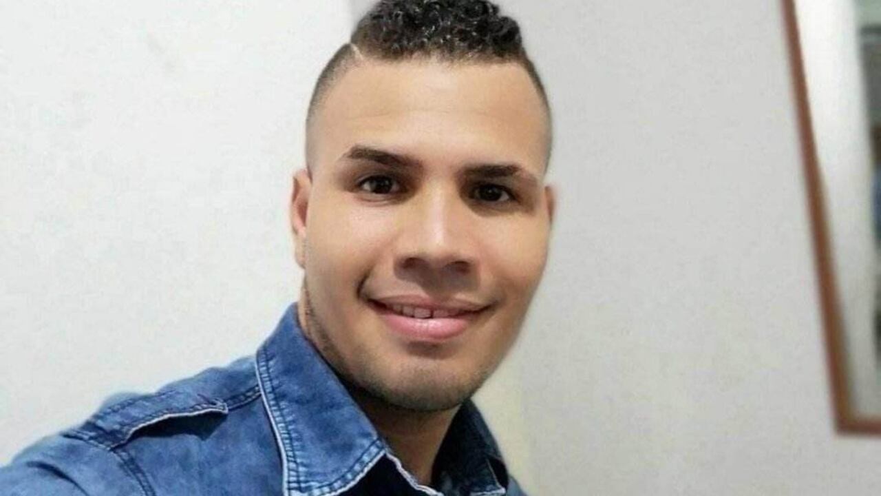 El hombre fue identificado como Orly Alexander Gil.