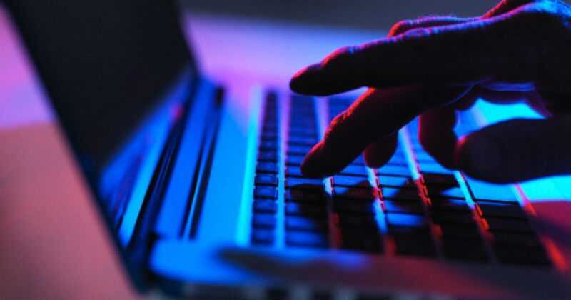 La industria Webcam aportaría $1,5 billones anuales al país