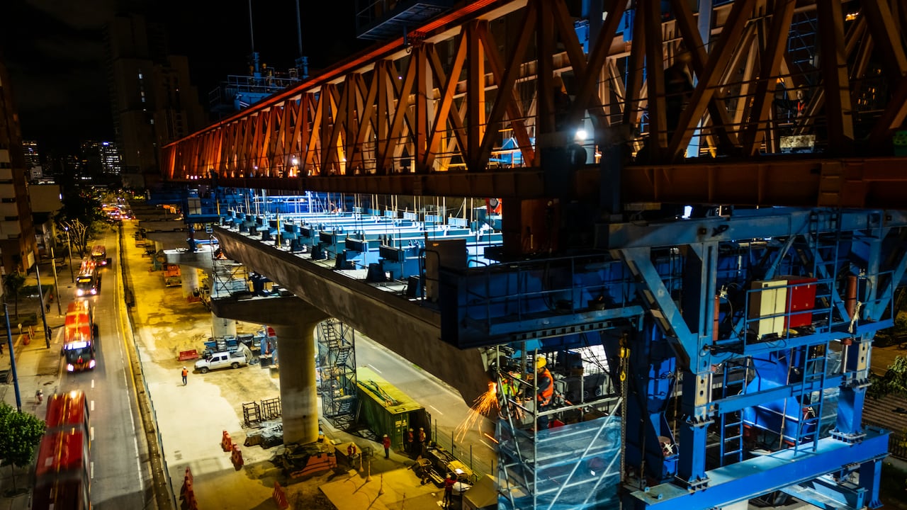 La primera línea del Metro conectará nueve localidades, desde las más densas y populosas hasta los centros económicos y culturales, facilitando el acceso a empleos, educación y servicios, y reduciendo las brechas de desigualdad.