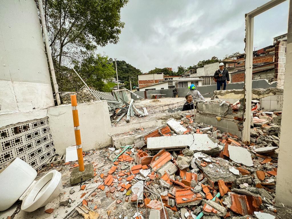 Esta obra además de mejorar el tránsito, contribuirá con el embellecimiento del entorno