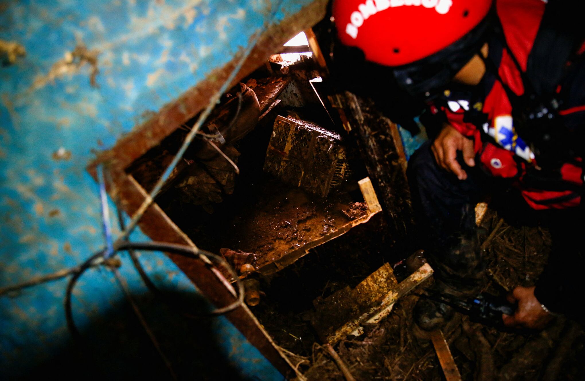 En imágenes : Rescatistas venezolanos buscan desaparecidos tras inundaciones mortales