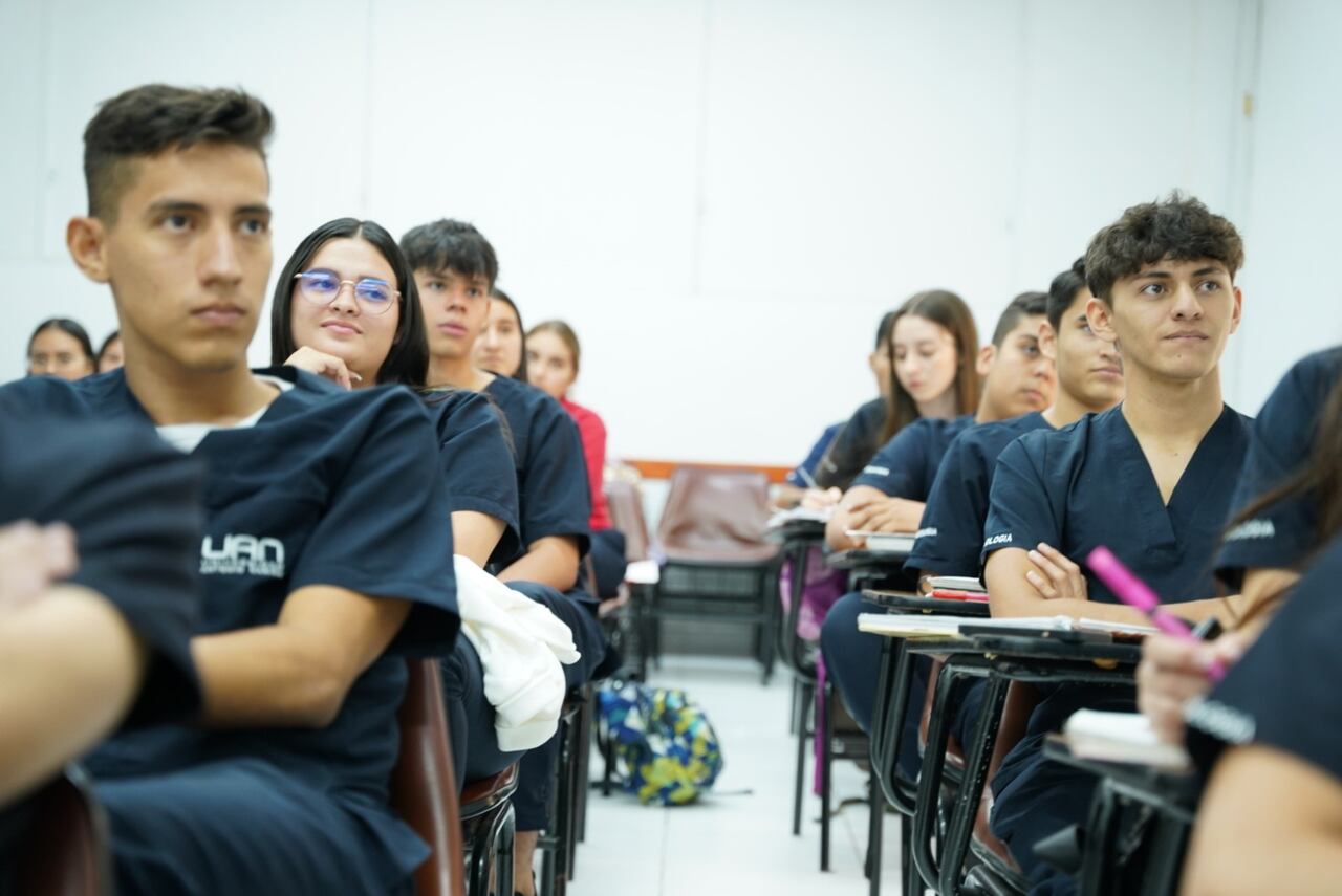 Estudiantes de la Universidad Antonio Nariño