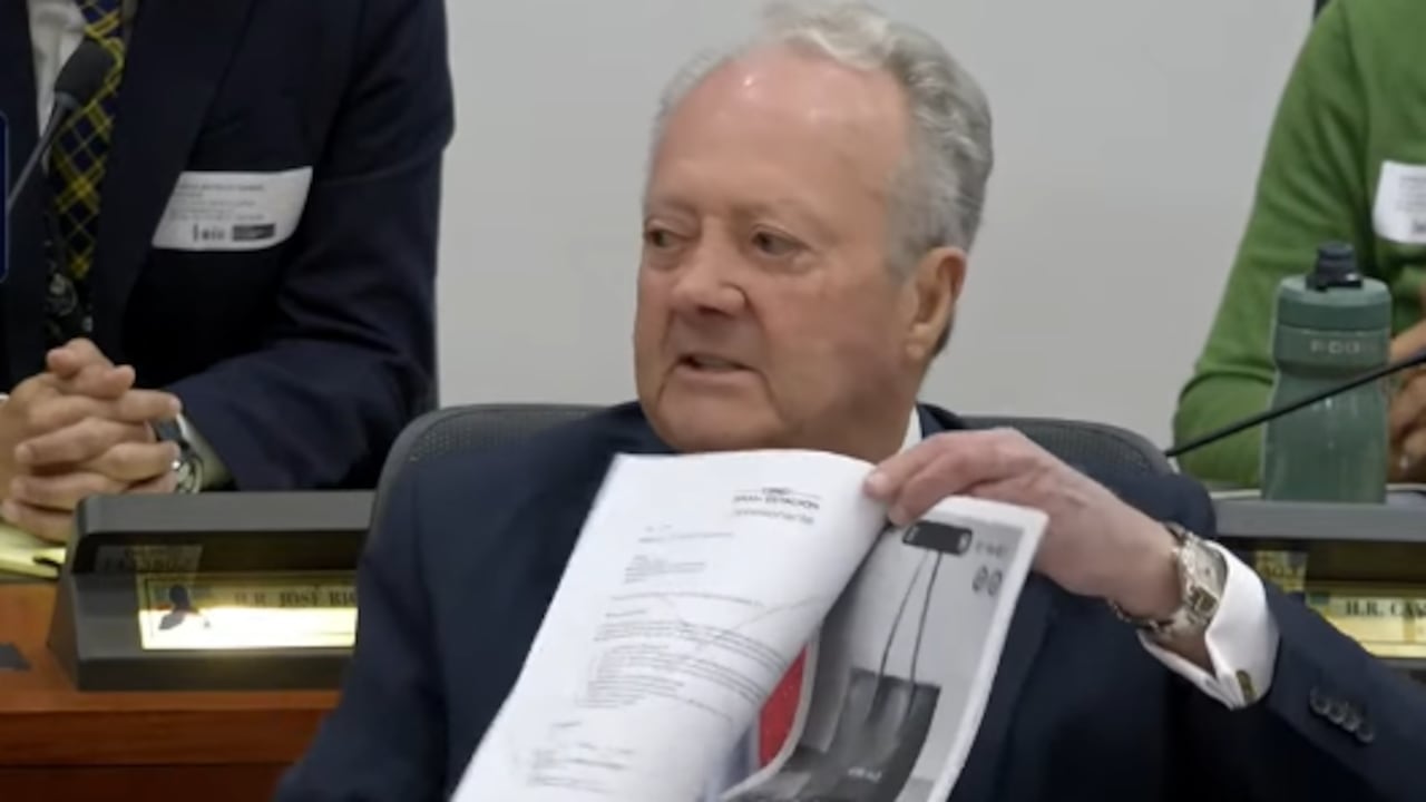 Arturo Calle, en audiencia pública en Comisión Tercera de Cámara