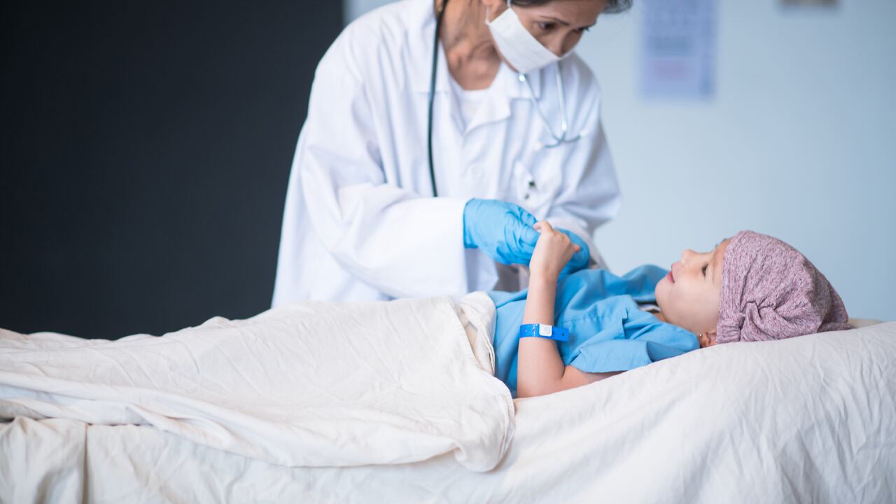 Solo el 20 % de los niños en países de bajos ingresos logra curarse del cáncer, según la Organización Panamericana de la Salud (OPS).