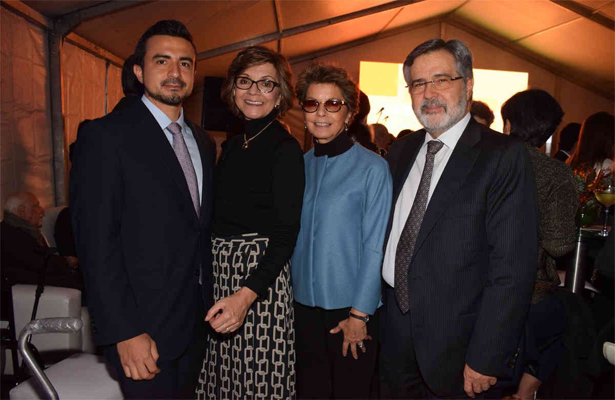 Gustavo Alvira Gómez, María Fernanda Gómez, Luisa Gómez y Gustavo Alvira. Foto: Alexandra Ruiz