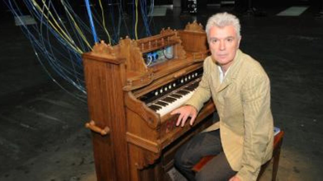 El músico inglés David Byrne estará en bogotá hablando sobre las bondades de la bicicleta.