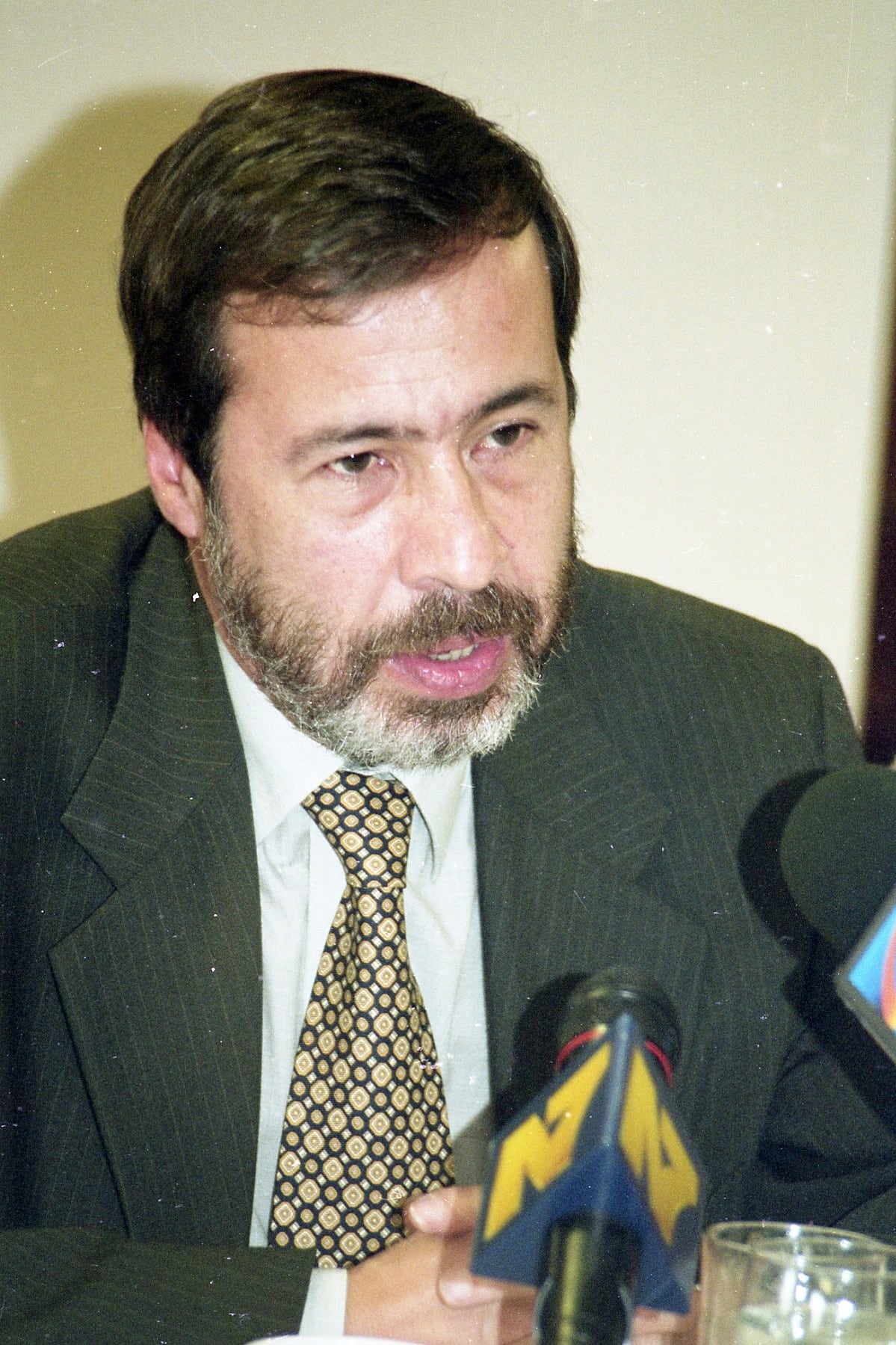 GUSTAVO GALLON