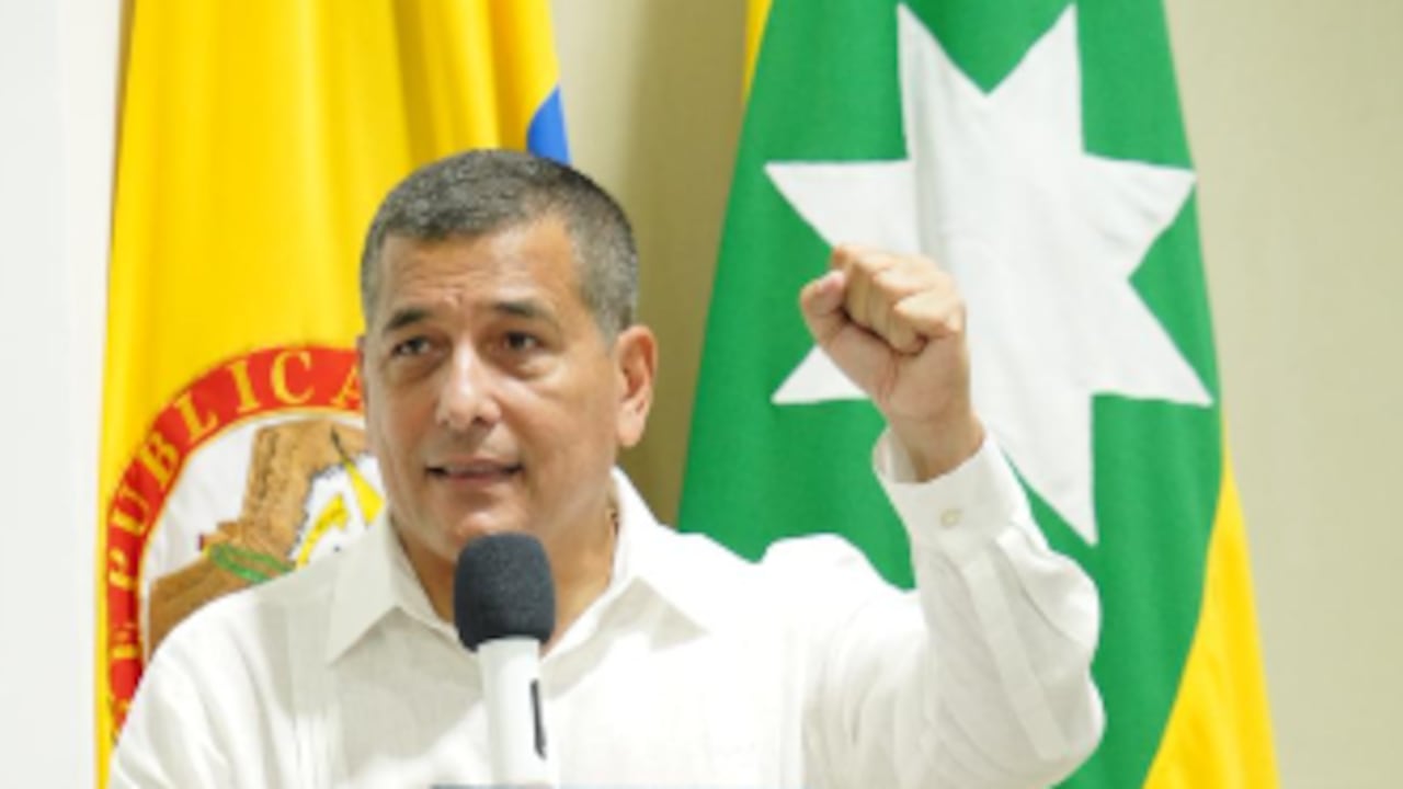 Dumek Turbay, alcalde de Cartagena, rompe relaciones con Aguas de Cartagena.
