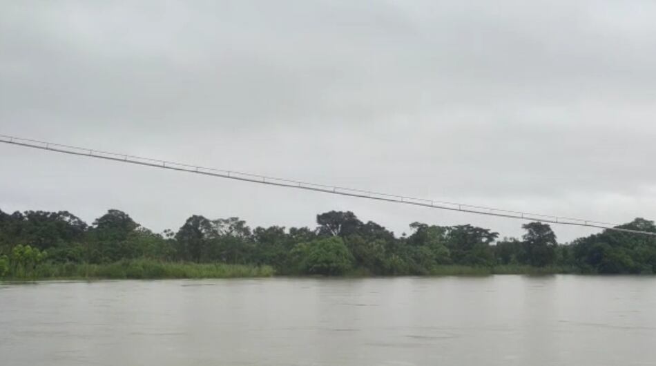 Acueducto de Puerto Murillo, en Chocó, que no permite la movilización de un buque de la Armada.