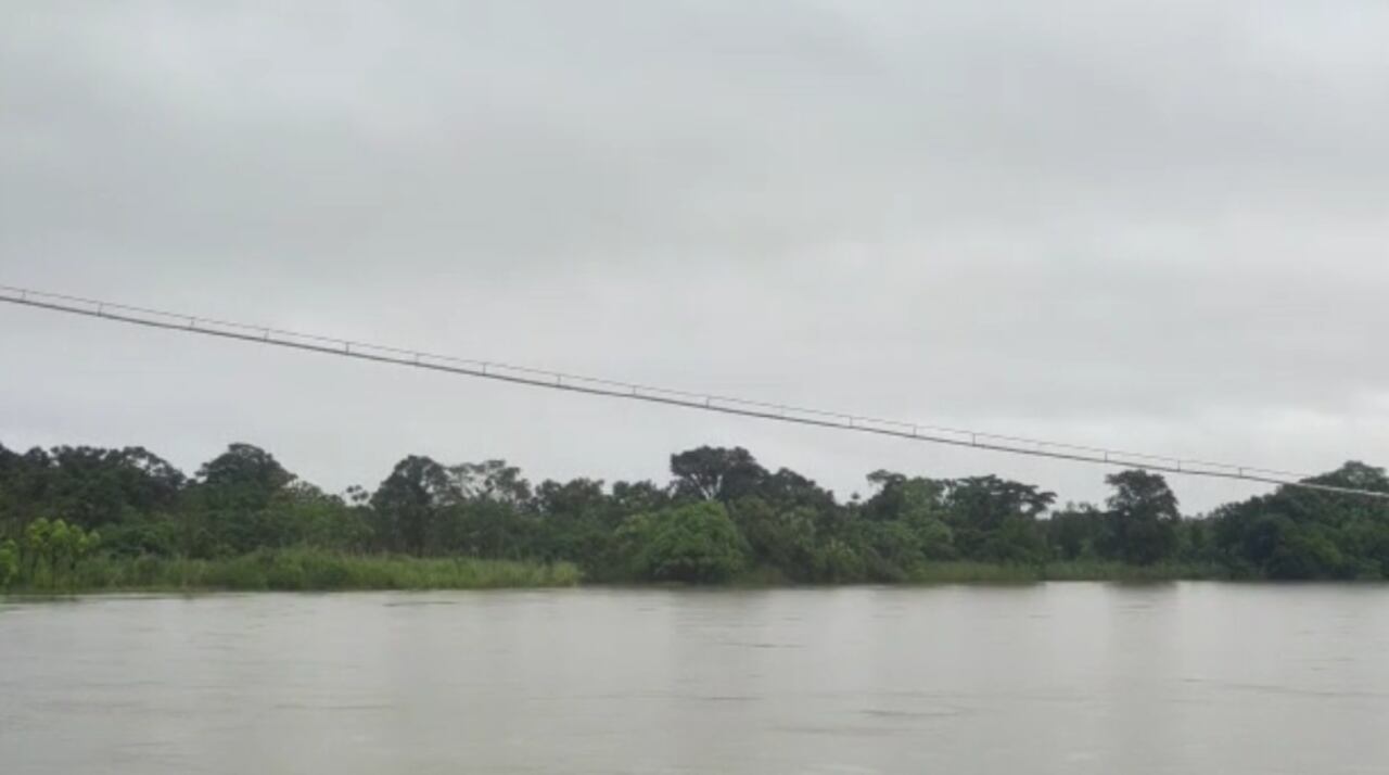 Acueducto de Puerto Murillo, en Chocó, que no permite la movilización de un buque de la Armada.
