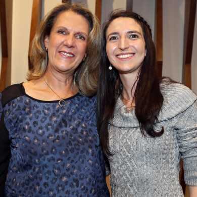 Elena Gómez y Patricia de Narváez.