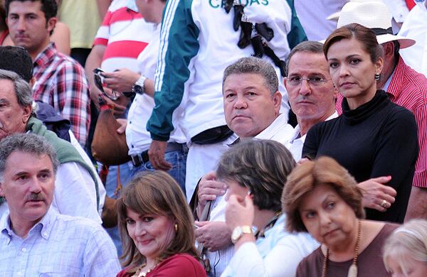 El excanciller Fernando Araújo con su novia