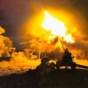 Tropas del Ejército Nacional de Colombia, en coordinación con la Fuerza Aérea Colombiana y la Policía Nacional de Colombia, adelantan operaciones militares ofensivas en la región del Catatumbo contra la Estructura 33 de grupos armados residuales, utilizando de manera estratégica capacidades de artillería para contrarrestar su accionar en la zona.