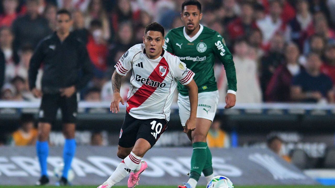 Juanfer Quintero con River en Libertadores.
