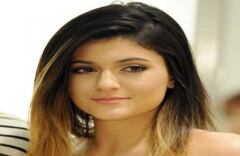 Los usuarios de las redes sociales también difudieron imágenes parecidas en las que aparece Kylie Jenner en momentos menos recientes. 