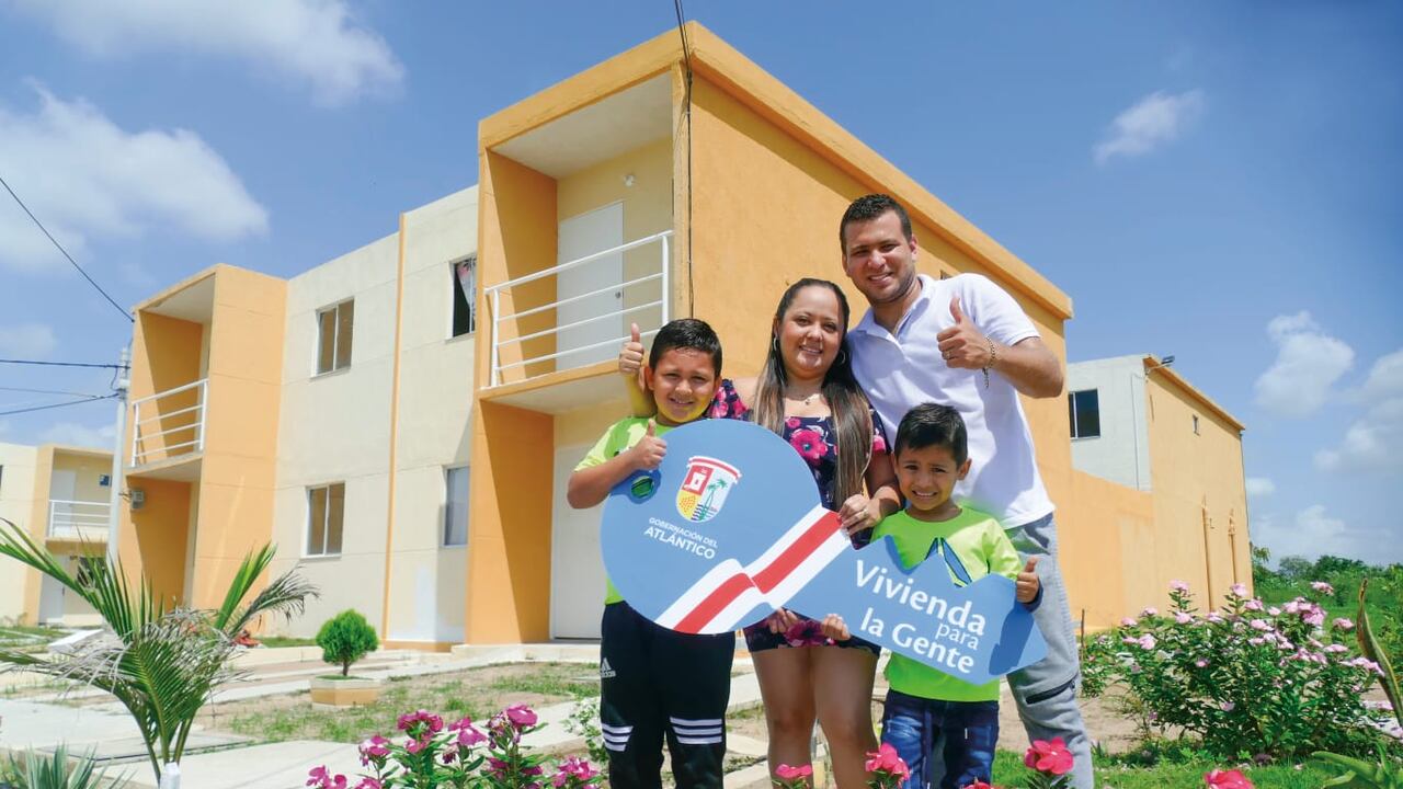 El subsidio de vivienda otorgado por la Gobernación del Atlántico, es complementario a los beneficios que brinda el Gobierno nacional y ha cobijado hasta el momento se han asignado 100 de los 5.000 cupos.
