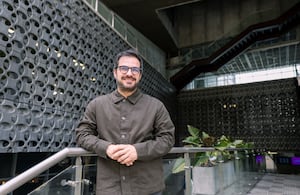 Rafael Tamayo , director del MAMM habló con SEMANA sobre las casi cinco décadas de historia del museo, el legado de Débora Arango, la llegada de nuevos públicos y el desafío de conectar a Medellín con el circuito internacional del arte.