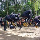 Entrenan cuatro meses y los evalúan si sirven para guerrilleros. Buena parte de los novatos son menores de edad.