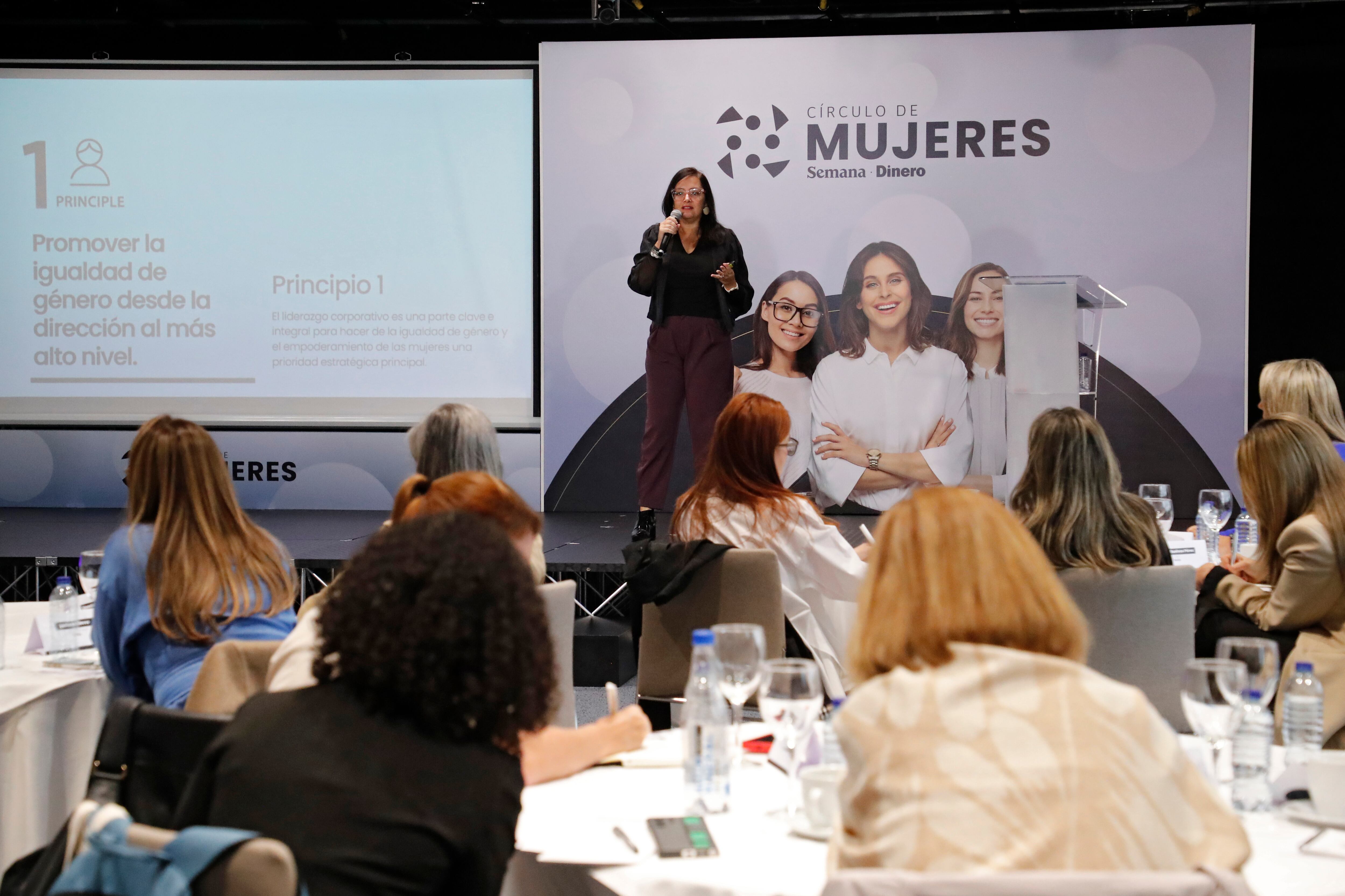 María Inés Salamanca Vidak, representante adjunta de ONU Mujeres Colombia, durante la primer sesión del Círculo de Mujeres de SEMANA - Dinero del 2024.