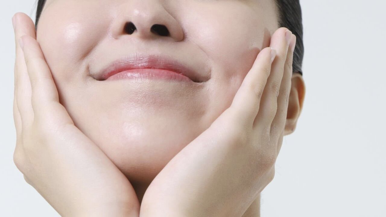 Usualmente, estas se generan por: cambios de melanina y en la sangre, bacterias o inflación por erupciones cutáneas.