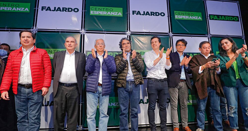  La Coalición Centro Esperanza fue la primera en crearse, a principios de 2021,  pero eso no le dio ninguna ventaja, dado que pesaron más las peleas internas entre sus miembros.