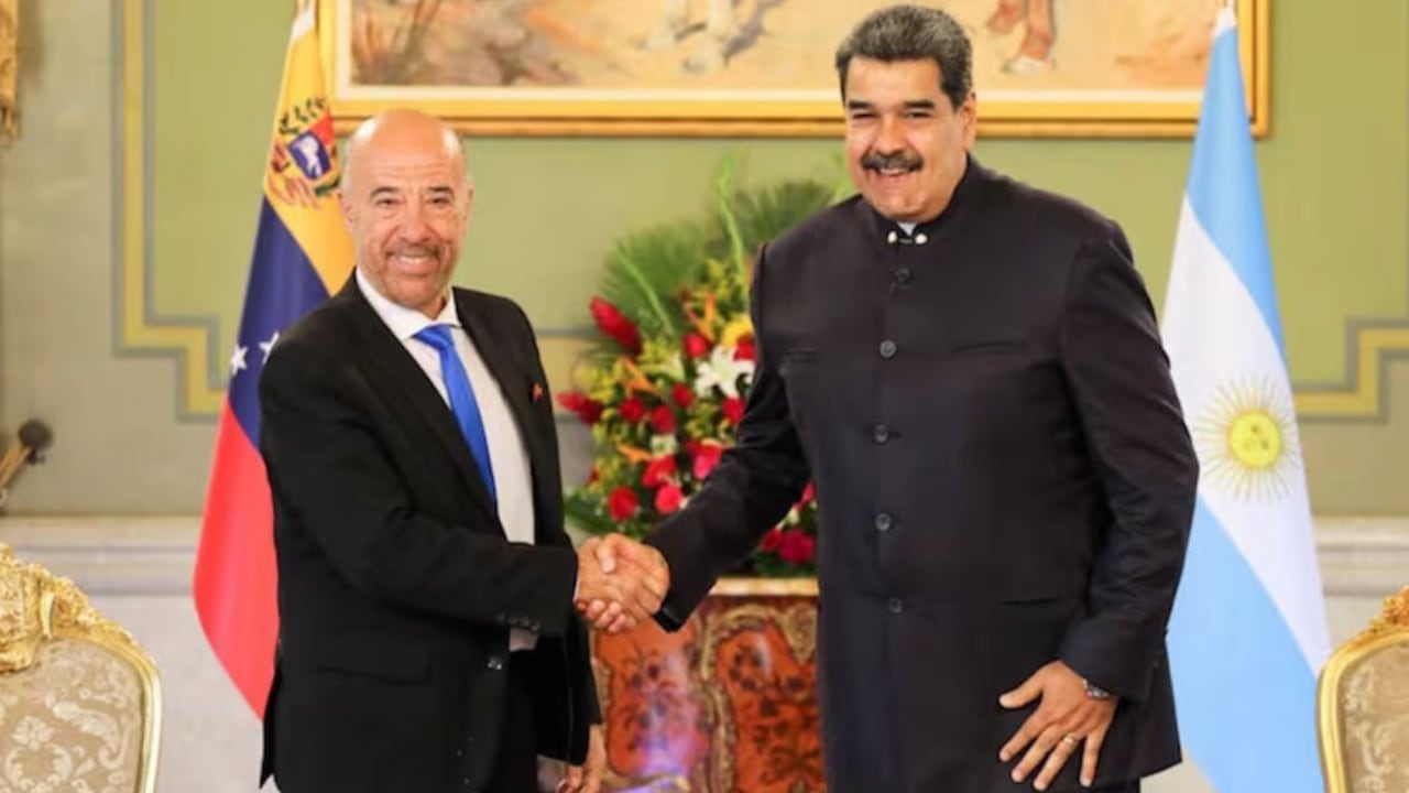 Óscar Laborde junto a Nicolás Maduro.