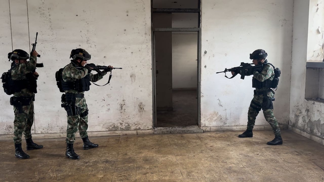 Integrantes del Ejército Nacional.