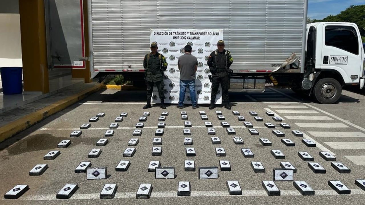 Esta era la cocaína que estaba camuflada en canastas de pan.