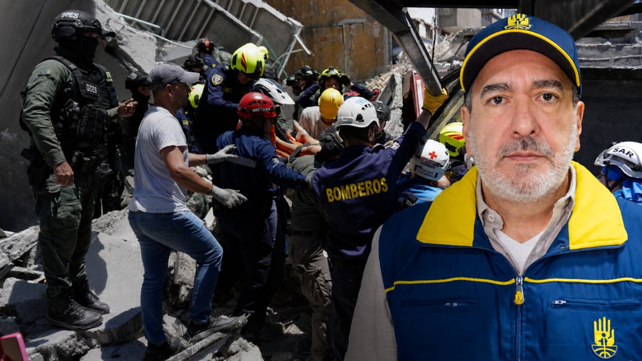 David Tamayo, director de la Unidad Nacional para la Gestión de Riesgo de Desastres (UNGRD). Al fondo, imágenes del terremoto en Colombia, ocurrido el 10 de agosto de 2026