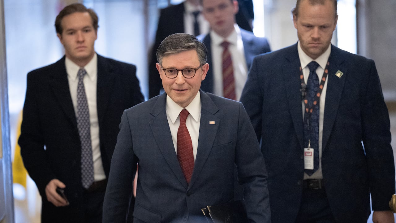 En caso de que Mike Johnson no logra su reelección en el cargo, el proceso continuará hasta una segunda votación, probablemente también el viernes.