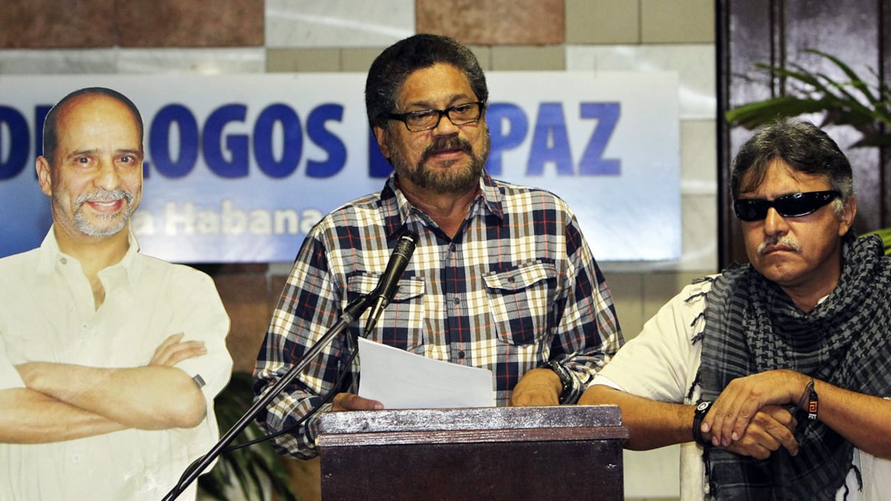 Iván Márquez y Jesús Santrich hacen parte de los negociadores de las FARC.