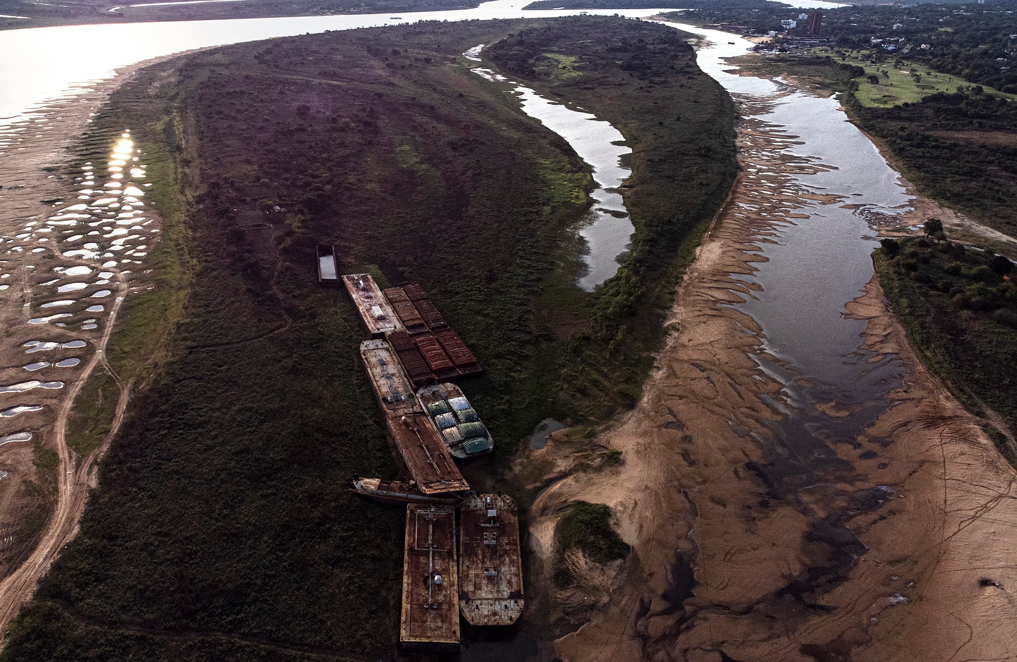 Las imágenes de la sequia del rio Paraguay