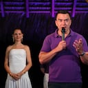 "Esta victoria ha sido histórica, una victoria de más de 10 puntos", declaró Noboa ante la prensa en su casa en el balneario de Olón. Escrutado un 92% de las actas, el gobernante obtiene 56% de la votación contra 44% de González, quien desconoció el resultado y pedirá un recuento. (Photo by Raul ARBOLEDA / AFP)