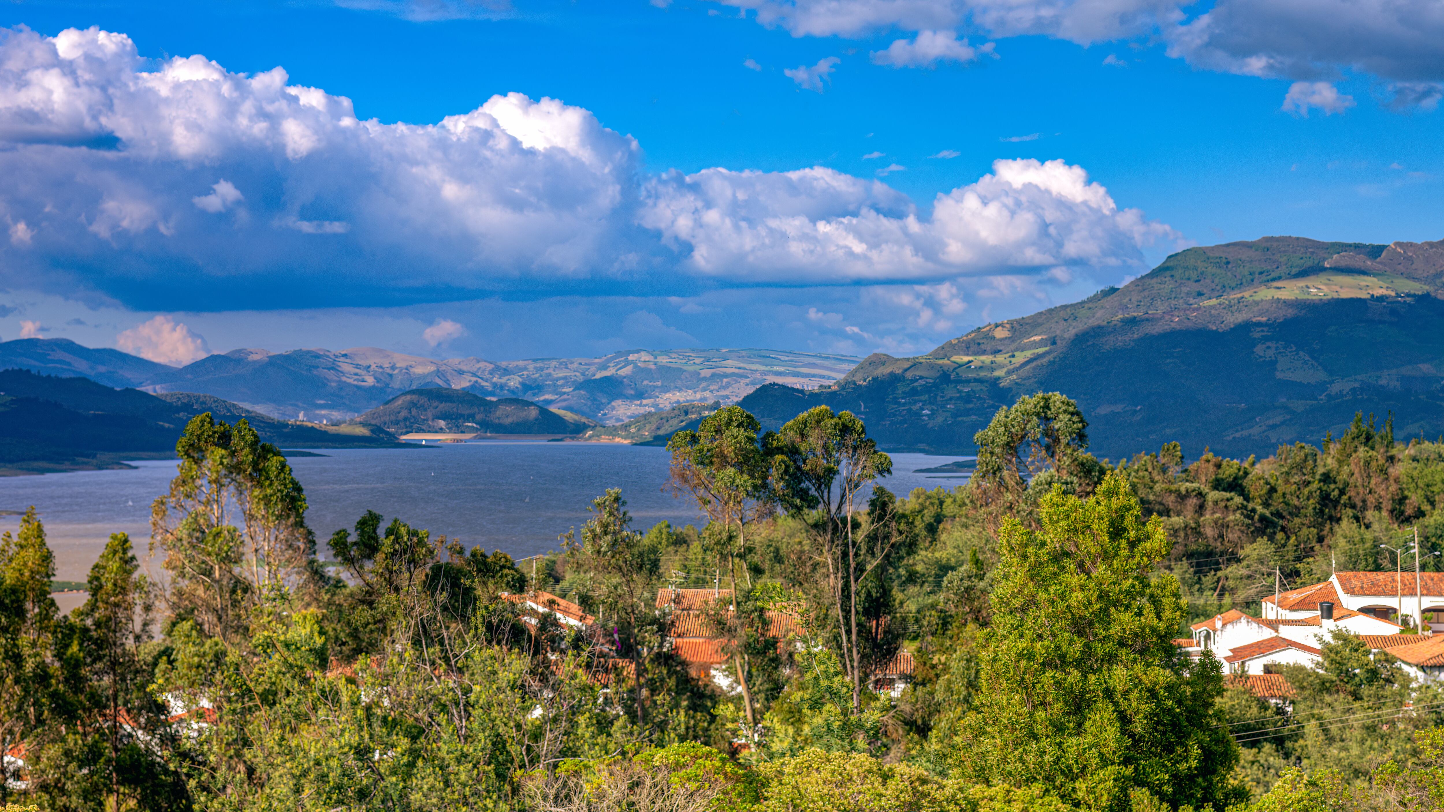 Cundinamarca Guatavita Amazon