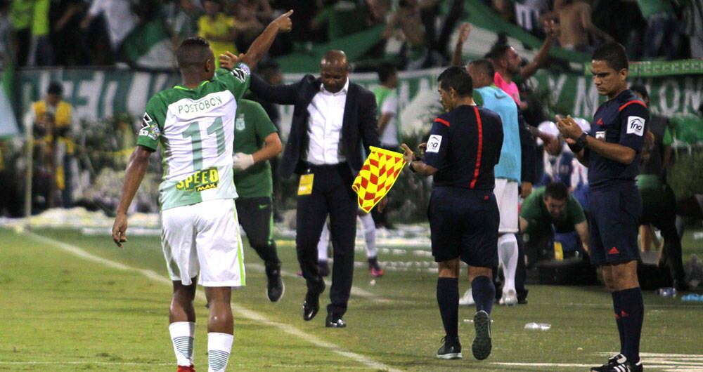 Andrés Ibargüen celebra el tercer gol de Nacional frente al Cali. Fotografía: Pablo Monsalve/SEMANA.