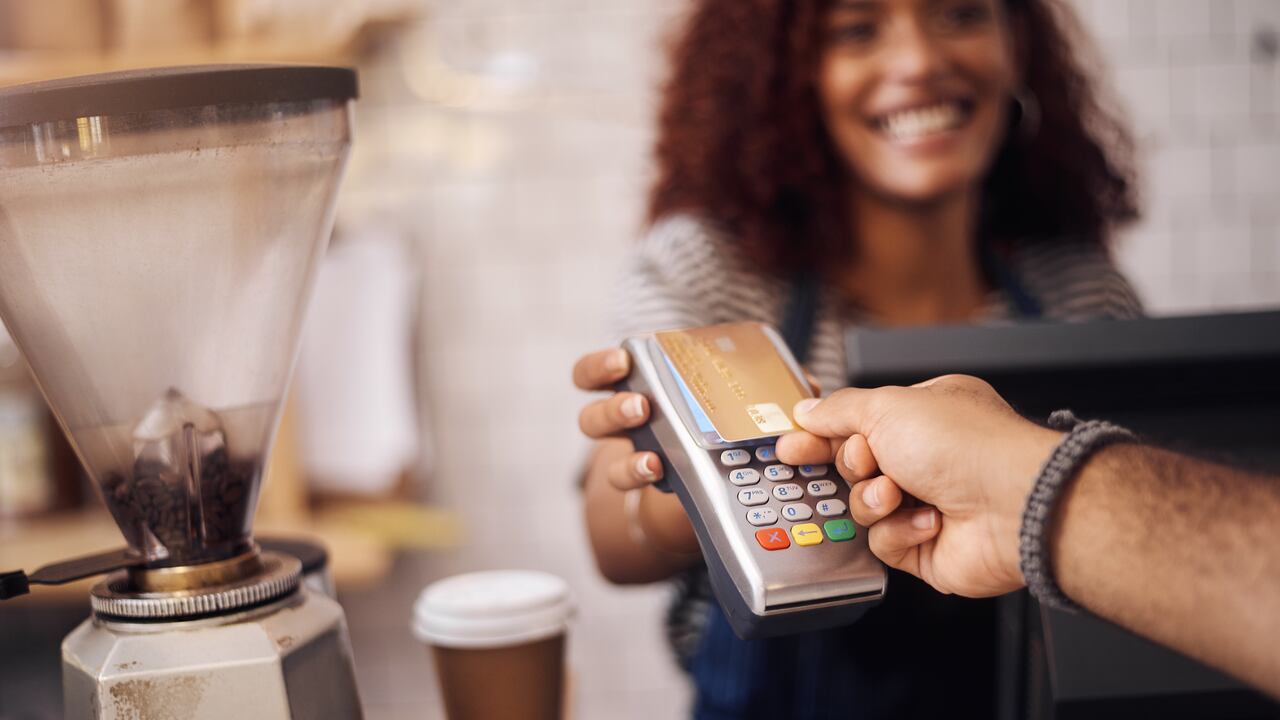 El 82 por ciento de los consumidores colombianos esperan poder comprar lo que quieran, en el momento en que deseen y de la manera que les resulte más conveniente, reveló el estudio ‘New Payment Index’ de Mastercard.