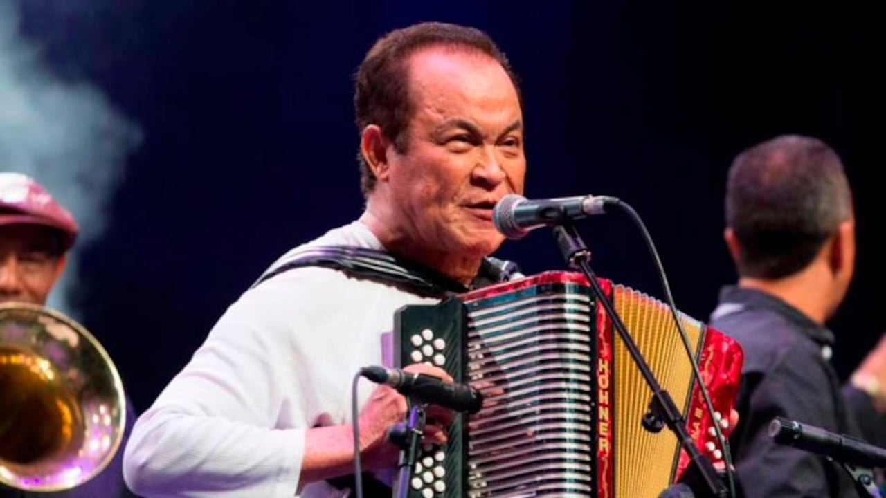 Alfredo Gutiérrez a lo largo de su carrera ha interpretado famosas canciones como Anhelos, La Paloma Guarumera, Festival en Guararé.