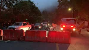 Un accidente obligó al cierre de la vía al Llano este 26 de diciembre.