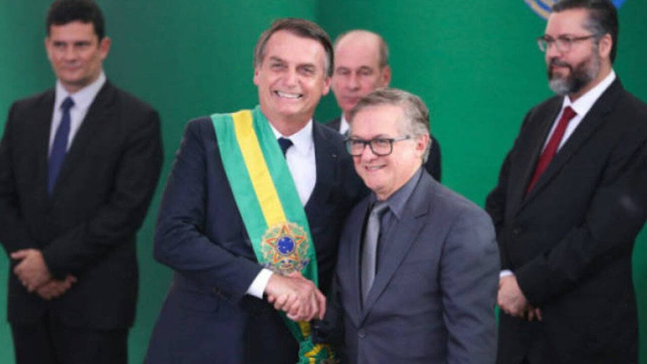 Ricardo Vélez solo duró cinco meses en el cargo.