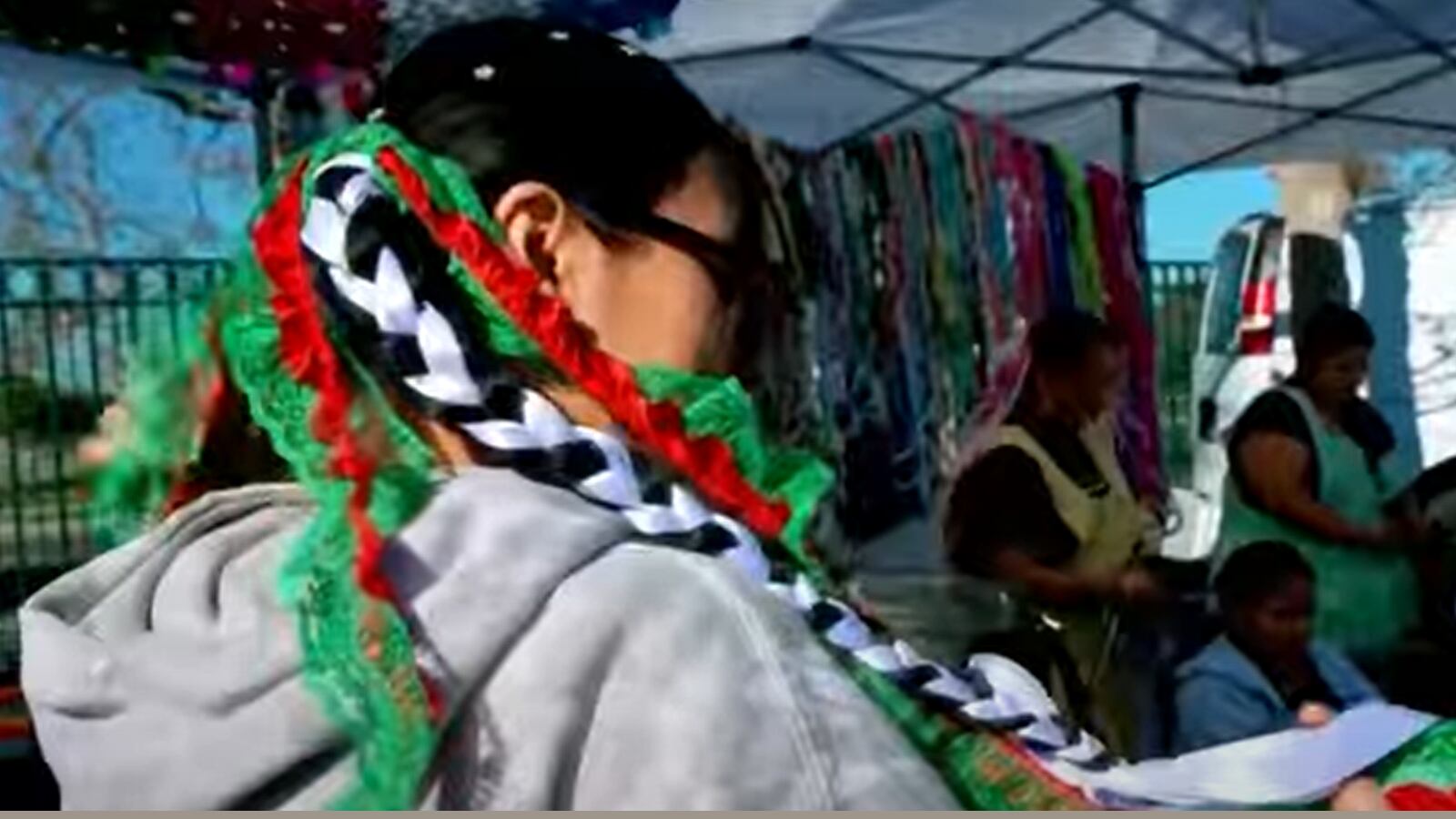 Así es como las trenzas se han convertido en una señal de protesta contra ICE