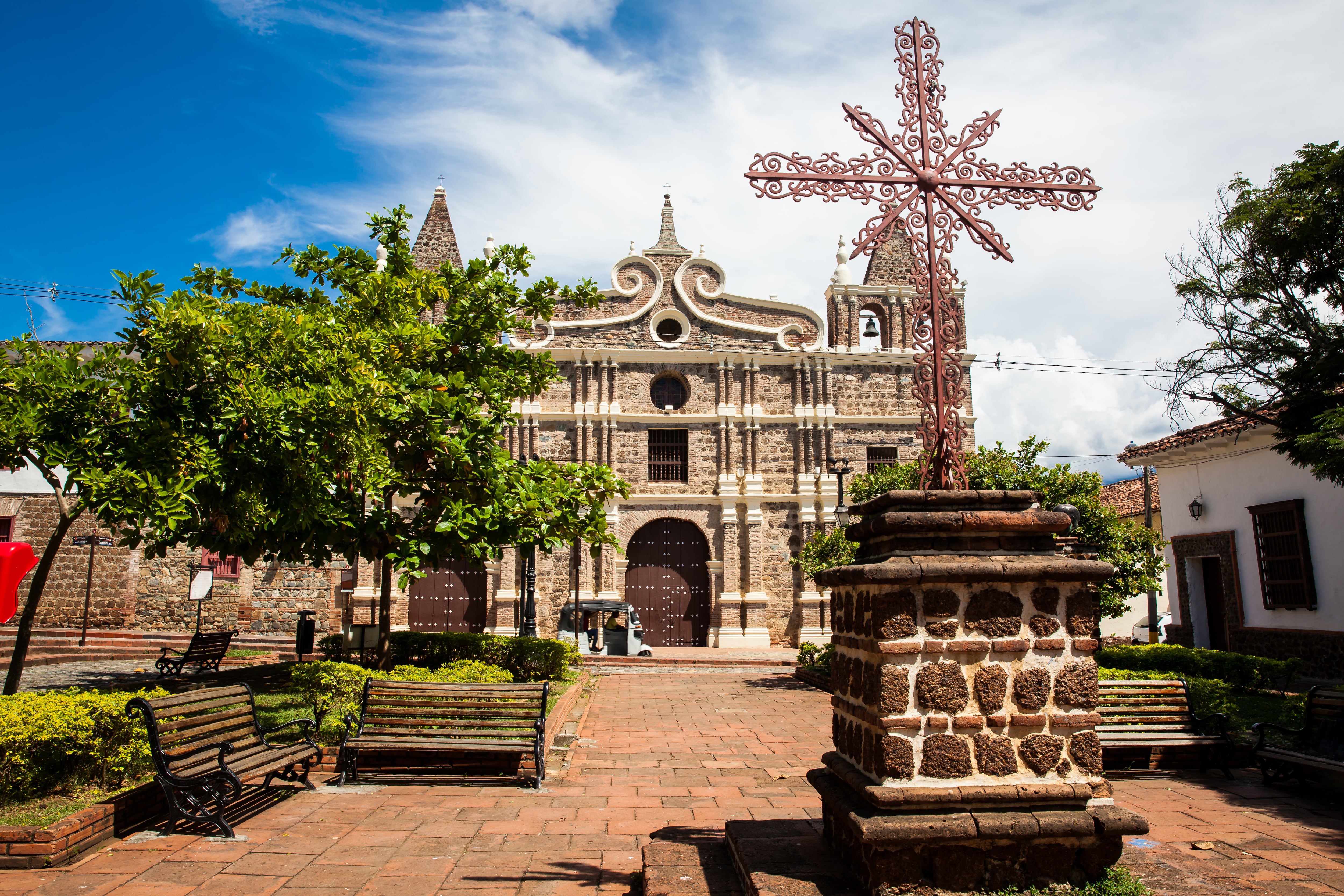 Iglesia de Santa Barbara en Santa Fe de Antioquia.