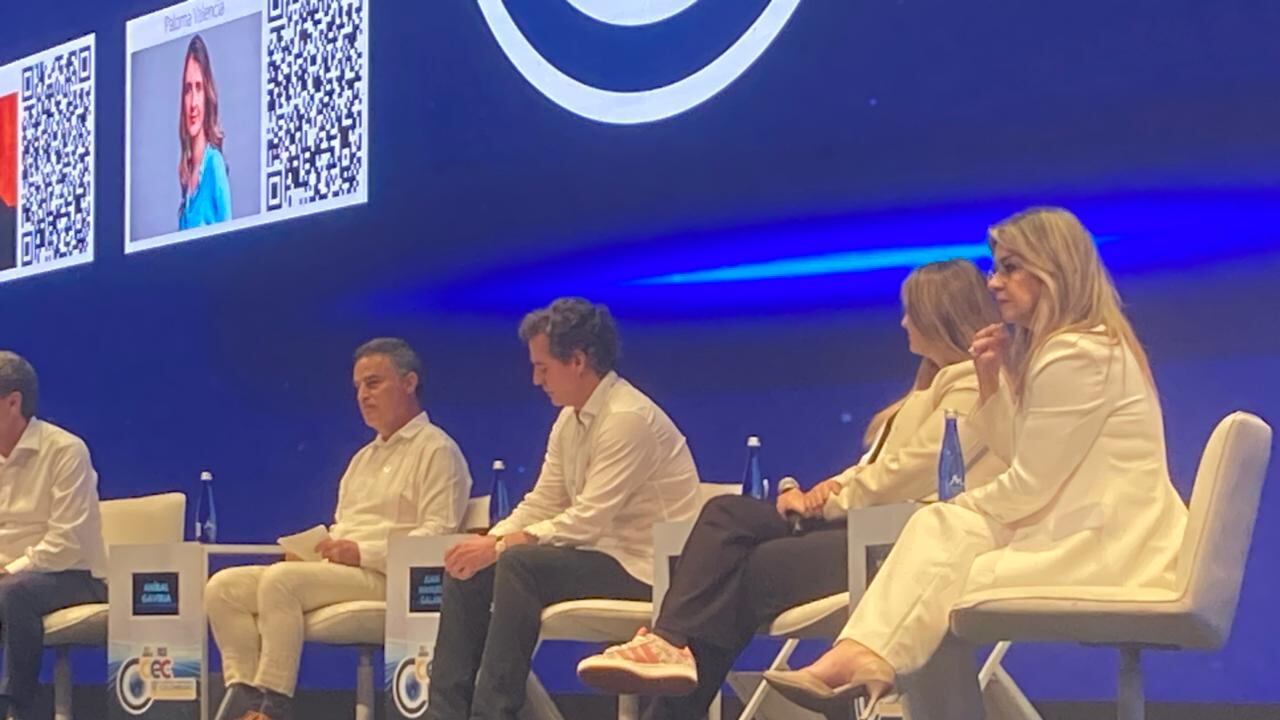 Debate de precandidatos presidenciales en Congreso de la Andi